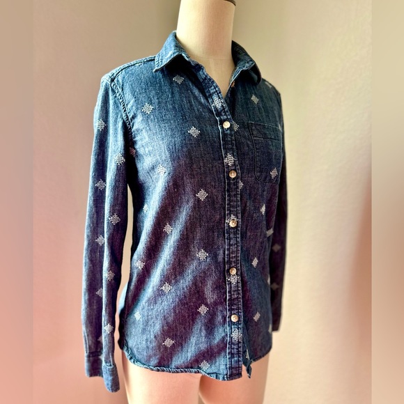 American Eagle Outfitters Stitched Denim Button-down - Picture 1 of 7